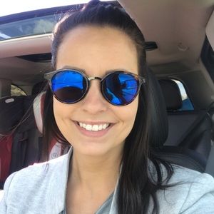 Meet your Posher, Sabrina